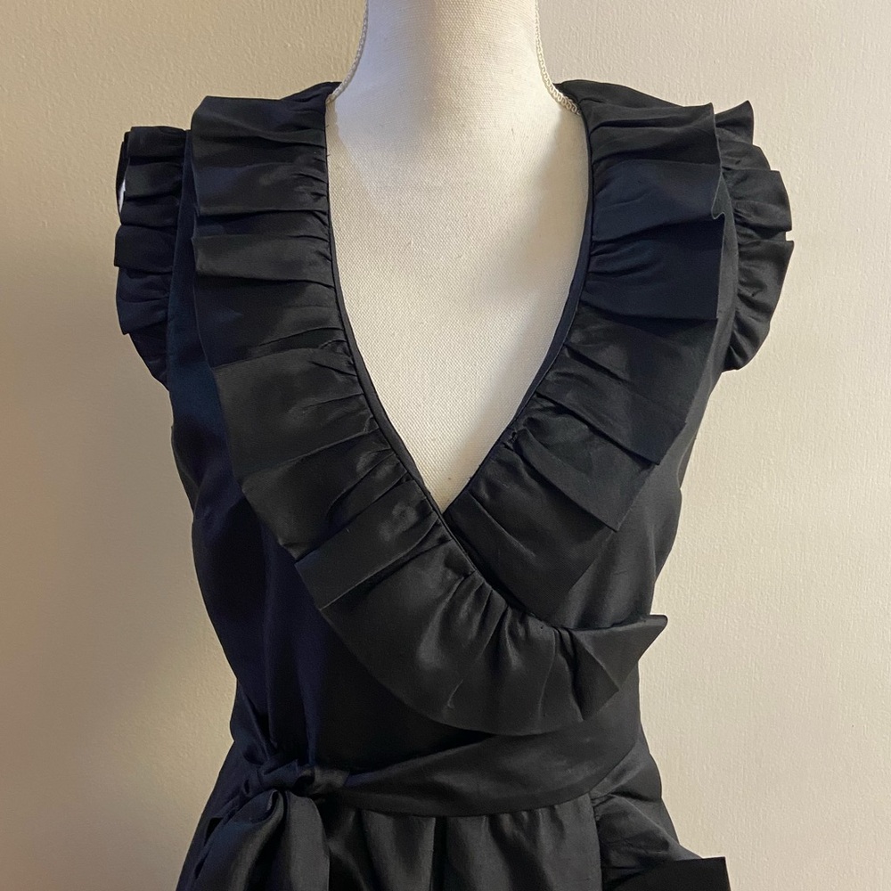 Kate Spade Aubrey ruffled silk blend black wrap dress Sz 4 - Picture 7 of 13